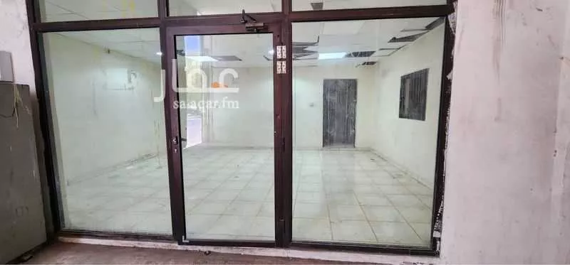 محل للإيجار في شارع علي بن محمد بن عبدالوهاب, حي الملز, مدينة الرياض, منطقة الرياض 1 صورة