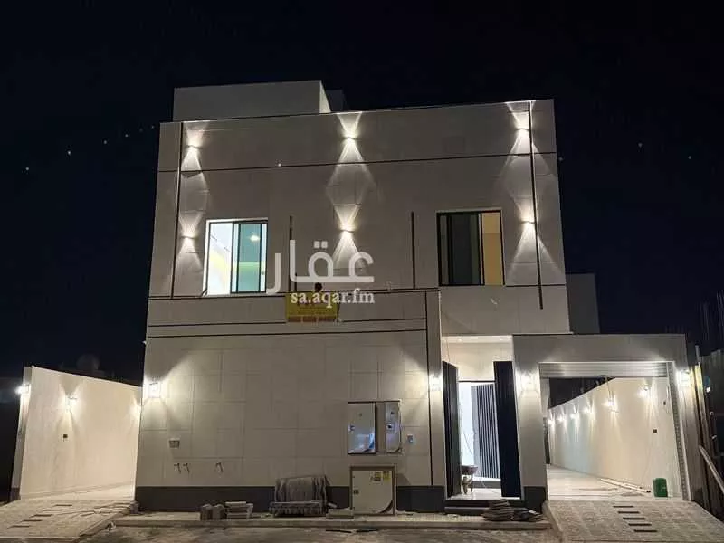 دور للبيع في شارع جنوبي, حي الجنادرية, مدينة الرياض, منطقة الرياض 1 صورة