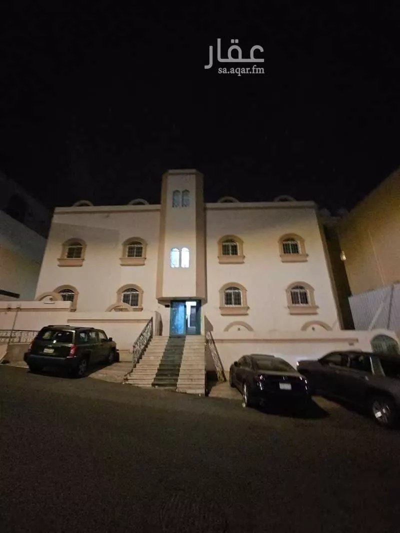 عمارة للإيجار في شارع شارع البحر الاحمر, حي القري, مدينة ابها, منطقة عسير 1 صورة