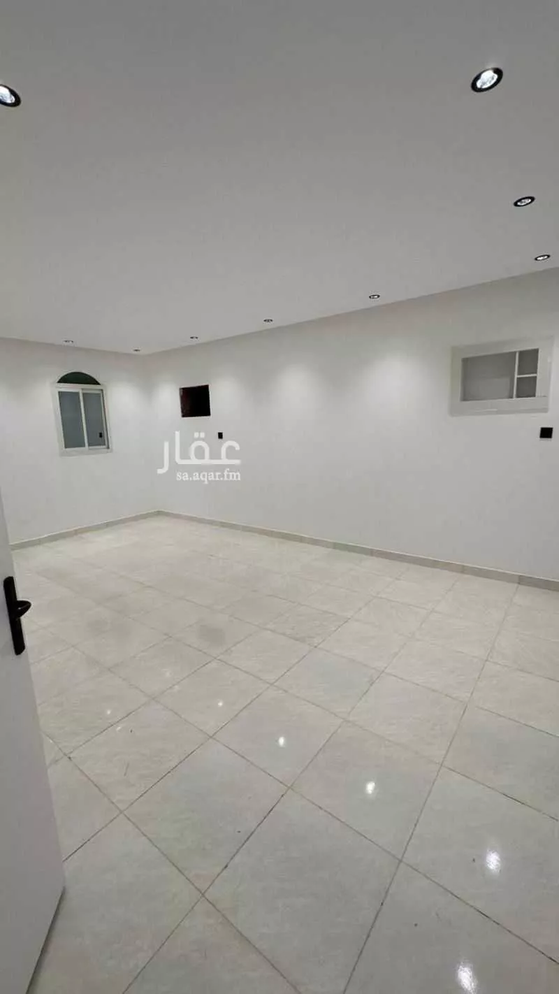 دور للإيجار في شارع المدارات, حي اليرموك, مدينة الرياض, منطقة الرياض 1 صورة
