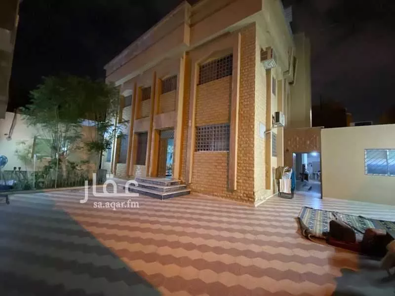 فيلا للبيع في شارع عامر بن محمد ، حي السلام ، الرياض ، منطقة الرياض 1 صورة