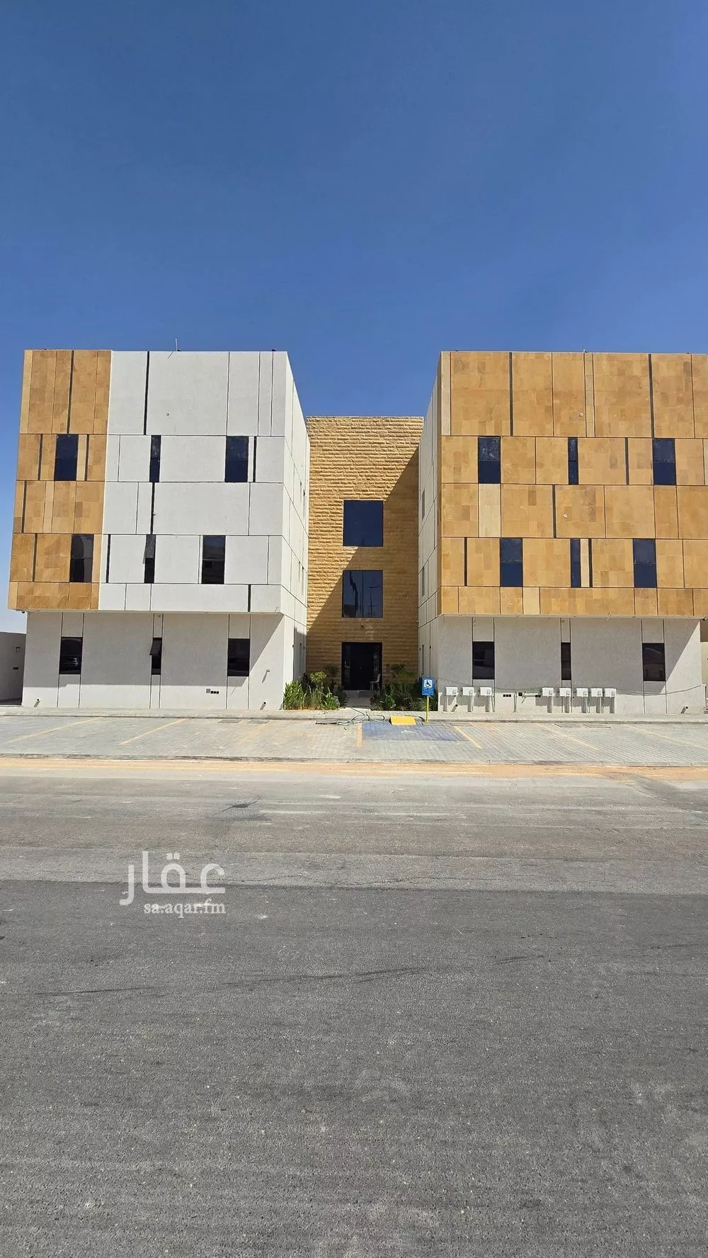 عمارة للإيجار في شارع الرويضه سدير, حي ظهرة لبن, مدينة الرياض, منطقة الرياض 1 صورة