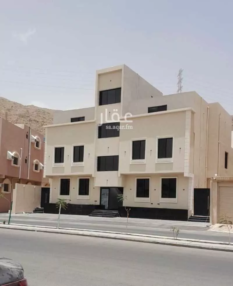 عمارة للبيع في شارع سالم حسان هريس السفياني ، حي الاخباب ، الطائف ، الطائف 1 صورة