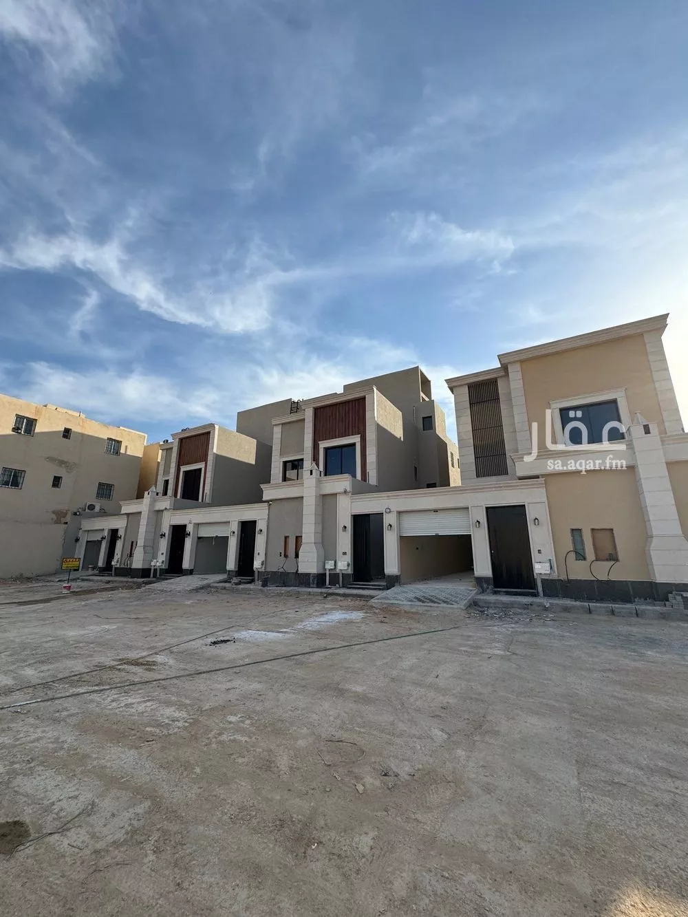 دور للبيع في شارع يحيى الصنهاجي, حي الرمال, مدينة الرياض, منطقة الرياض 1 صورة