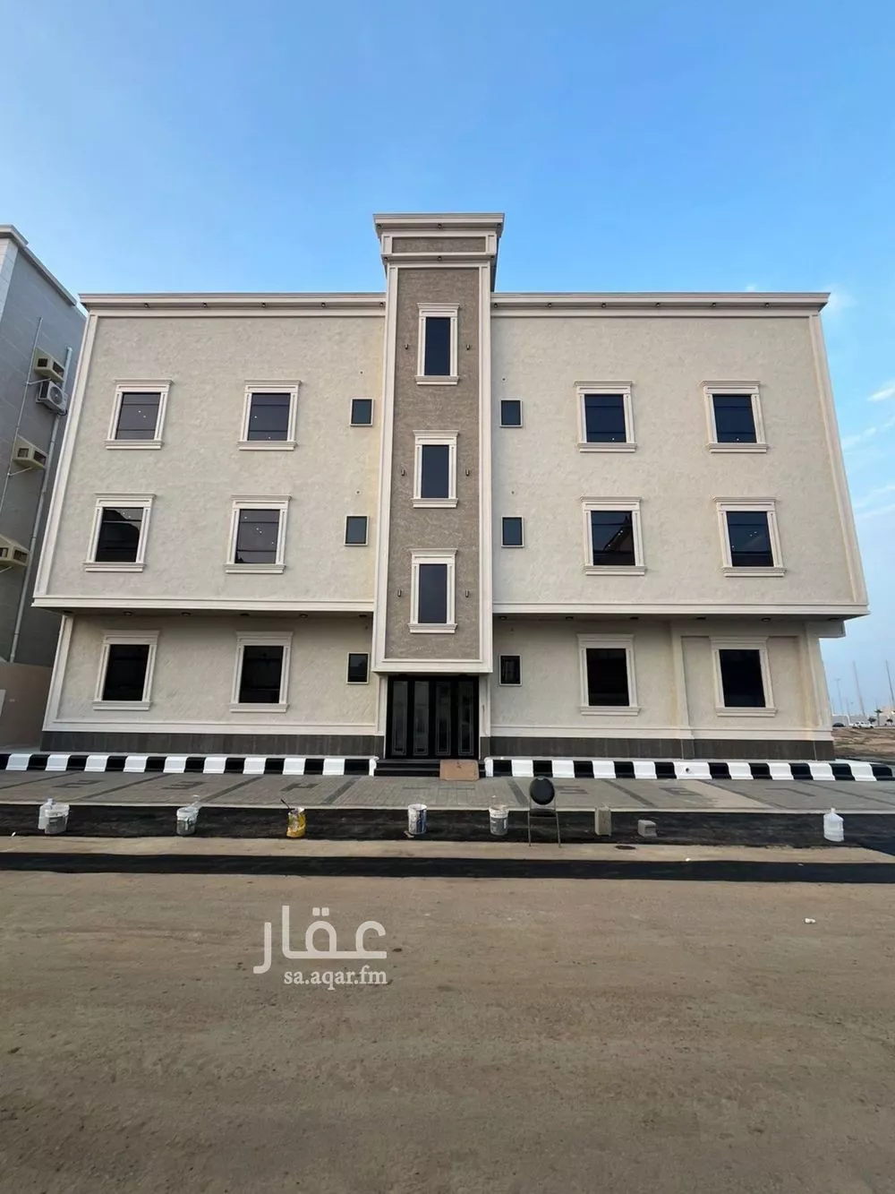 شقة للبيع في شارع شارع 41 ب, حي المطار, مدينة جازان, منطقة جازان 1 صورة