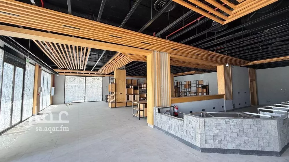 مكتب تجاري للإيجار في شارع مكة المكرمة الفرعي, حي العليا, مدينة الرياض, منطقة الرياض 1 صورة