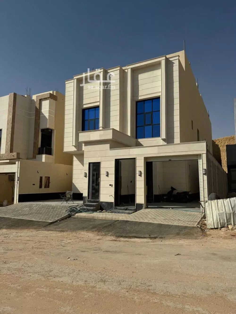 دور للبيع في شارع الفضل الصيدلي, حي البيان, مدينة الرياض, منطقة الرياض 1 صورة