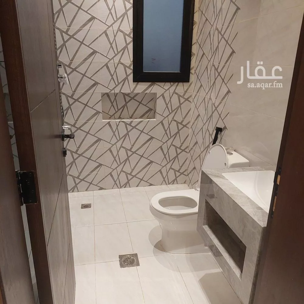 شقة للبيع في شارع عبدالله بن مغنم, حي البوادي, مدينة جدة, منطقة مكة المكرمة 1 صورة