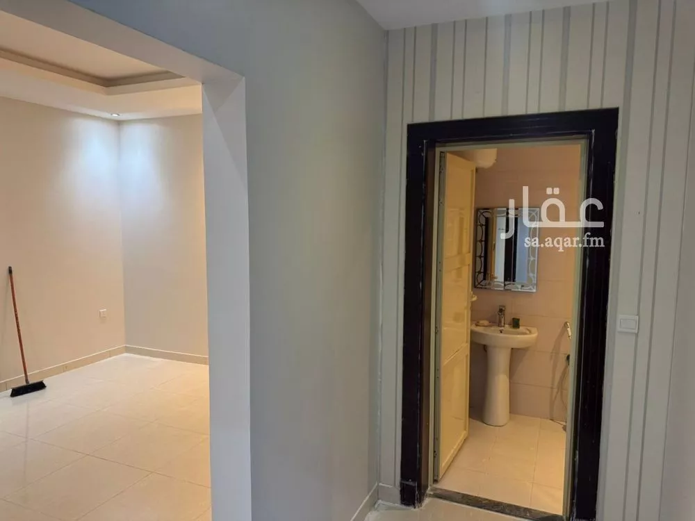 شقة للإيجار في شارع الفجر, حي الياسمين, مدينة الرياض, منطقة الرياض 1 صورة