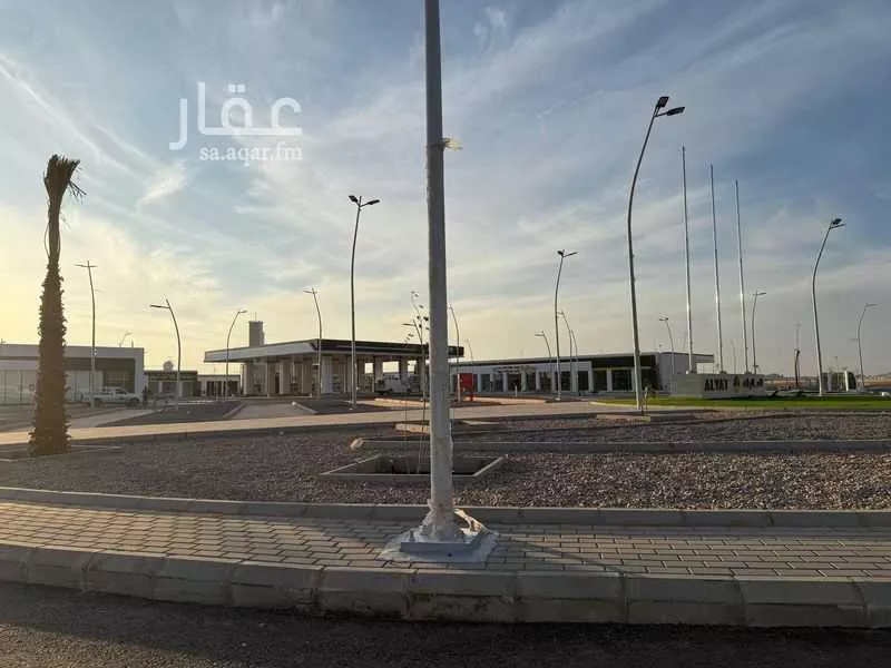 محل للإيجار في شارع طريق الحناكية / العمق / المهد, مدينة الحناكيه, منطقة المدينة المنورة 1 صورة