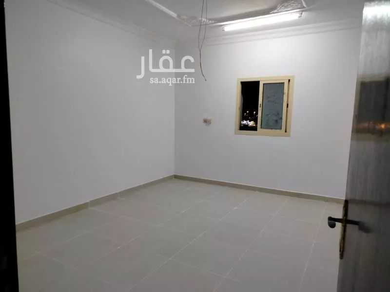 فيلا للبيع في شارع المقداد ابن عمرو ، ضاحية الملك فهد ، الدمام ، الدمام 1 صورة