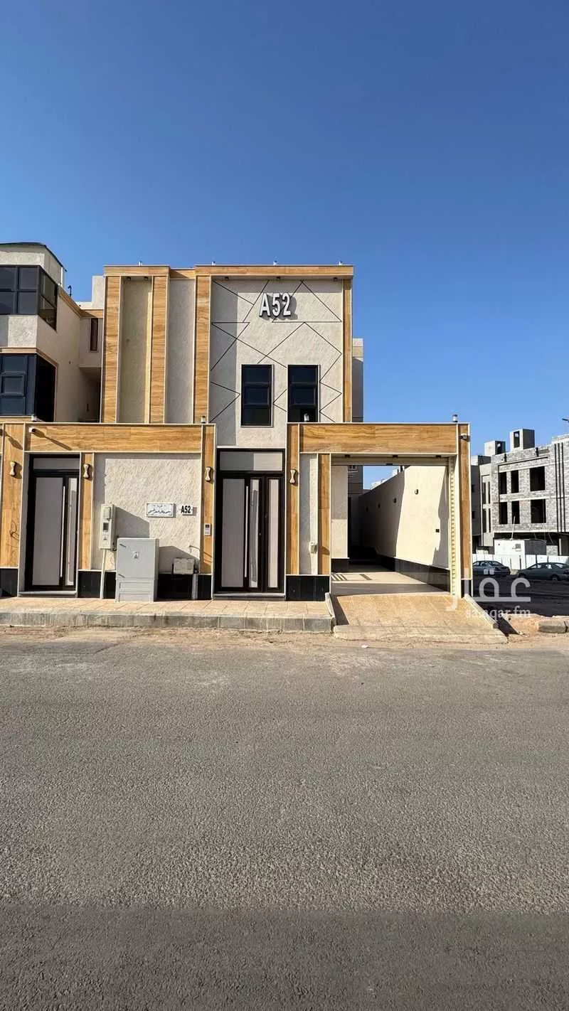 فيلا للبيع في شارع سعيد بن ثابت الانصاري, حي شوران, مدينة المدينه المنوره, منطقة المدينة المنورة 1 صورة