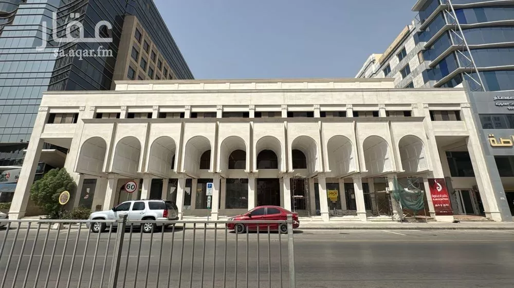مكتب تجاري للإيجار في شارع الملك فهد الفرعي, حي العليا, مدينة الرياض, منطقة الرياض 1 صورة
