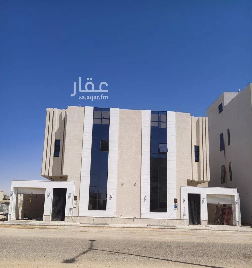 فيلا للبيع في شارع السيل الكبير, حي المهدية, مدينة الرياض, منطقة الرياض 1 صورة