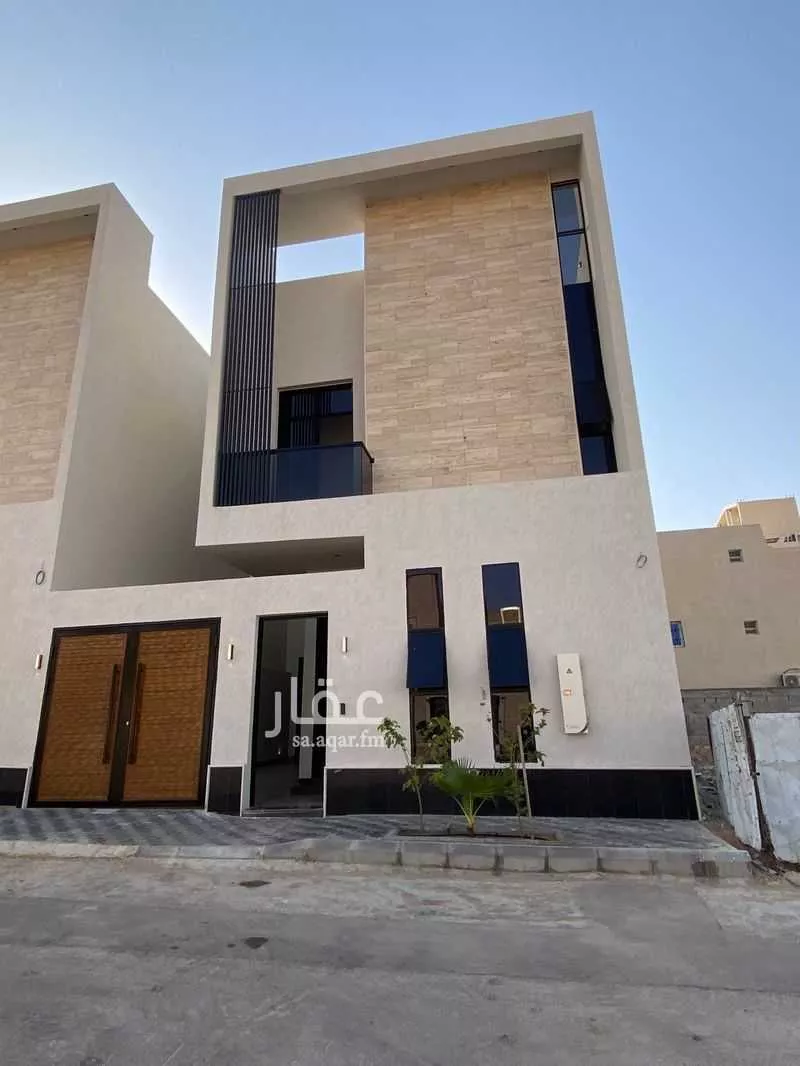 فيلا للبيع في شارع ابن صدقة الغرافي, حي المهدية, مدينة الرياض, منطقة الرياض 1 صورة