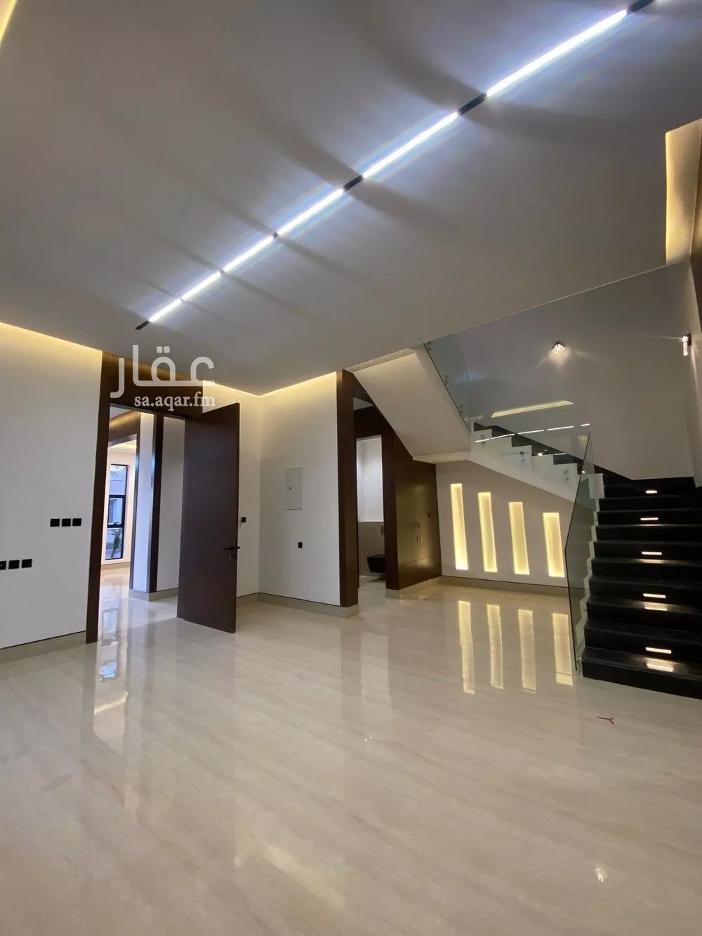 فيلا للبيع في شارع قطب الدين بن السلطان, حي المهدية, مدينة الرياض, منطقة الرياض 1 صورة