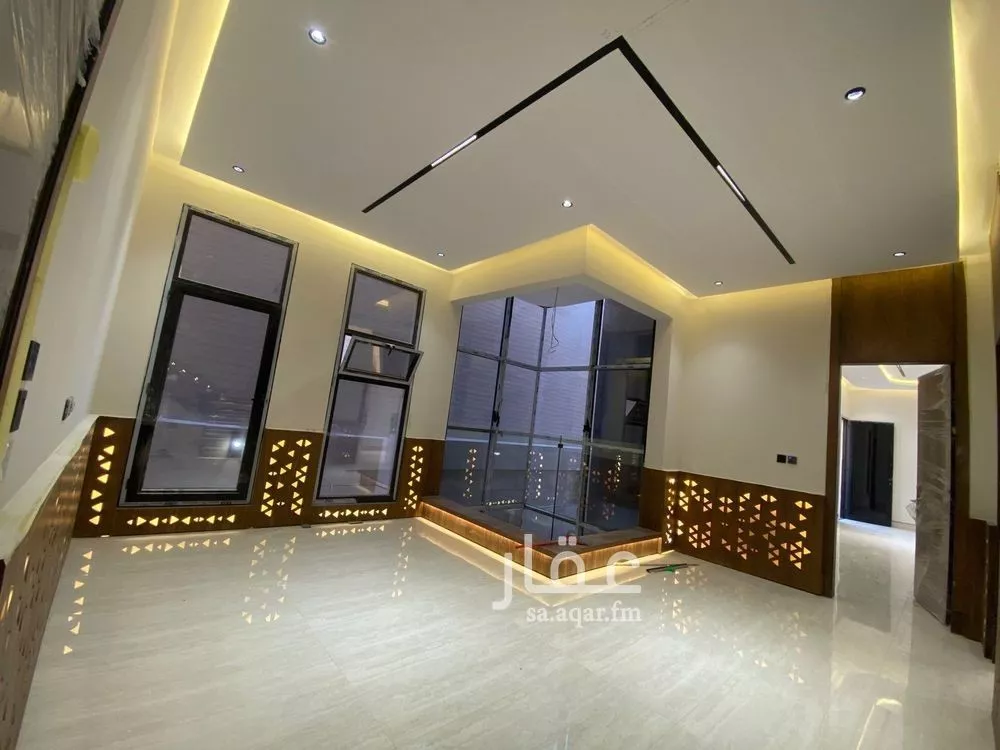 فيلا للبيع في شارع السيل الكبير, حي المهدية, مدينة الرياض, منطقة الرياض 1 صورة