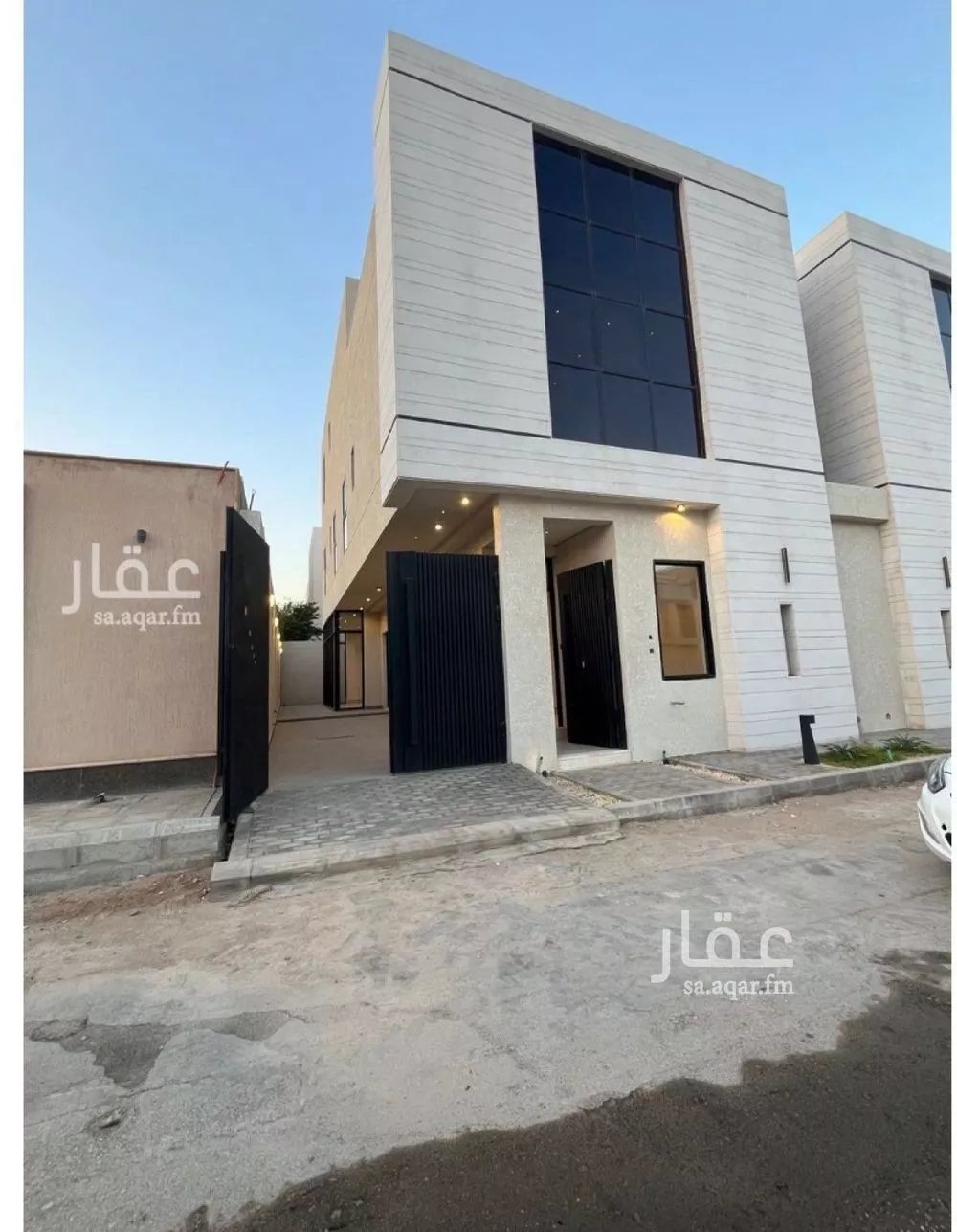 فيلا للبيع في شارع قطب الدين بن السلطان, حي المهدية, مدينة الرياض, منطقة الرياض 1 صورة