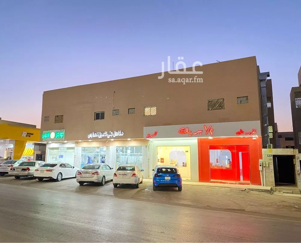 شقة للإيجار في شارع الشيخ عبدالعزيز بن محمد بن علي, حي ظهرة البديعة, مدينة الرياض, منطقة الرياض 1 صورة