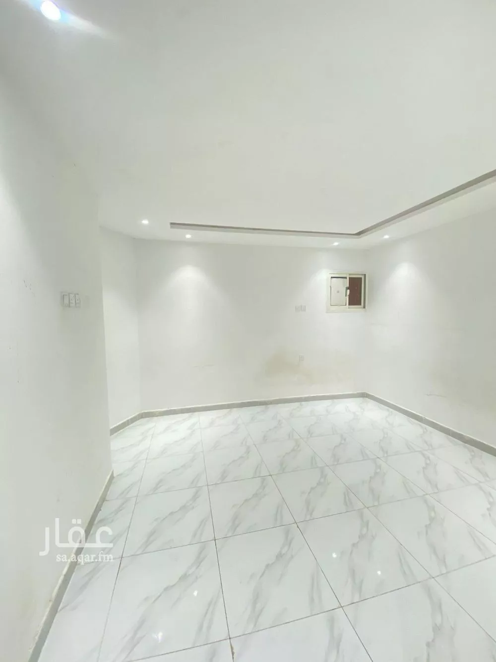 شقة للإيجار في شارع قس بن ساعدة, حي الملك فيصل, مدينة الرياض, منطقة الرياض 1 صورة