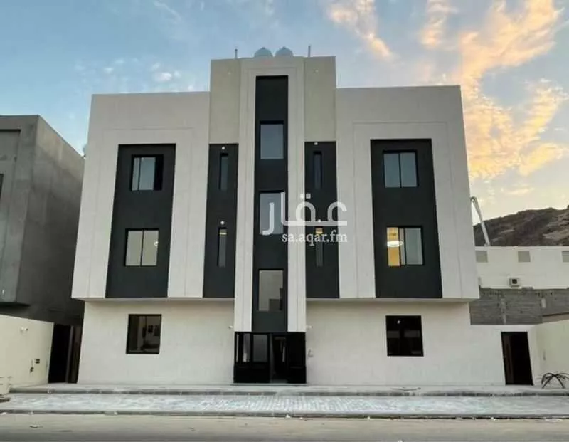 شقة للبيع في شارع ثابت ابن يسار, حي السلام, مدينة المدينة المنورة, منطقة المدينة المنورة 1 صورة