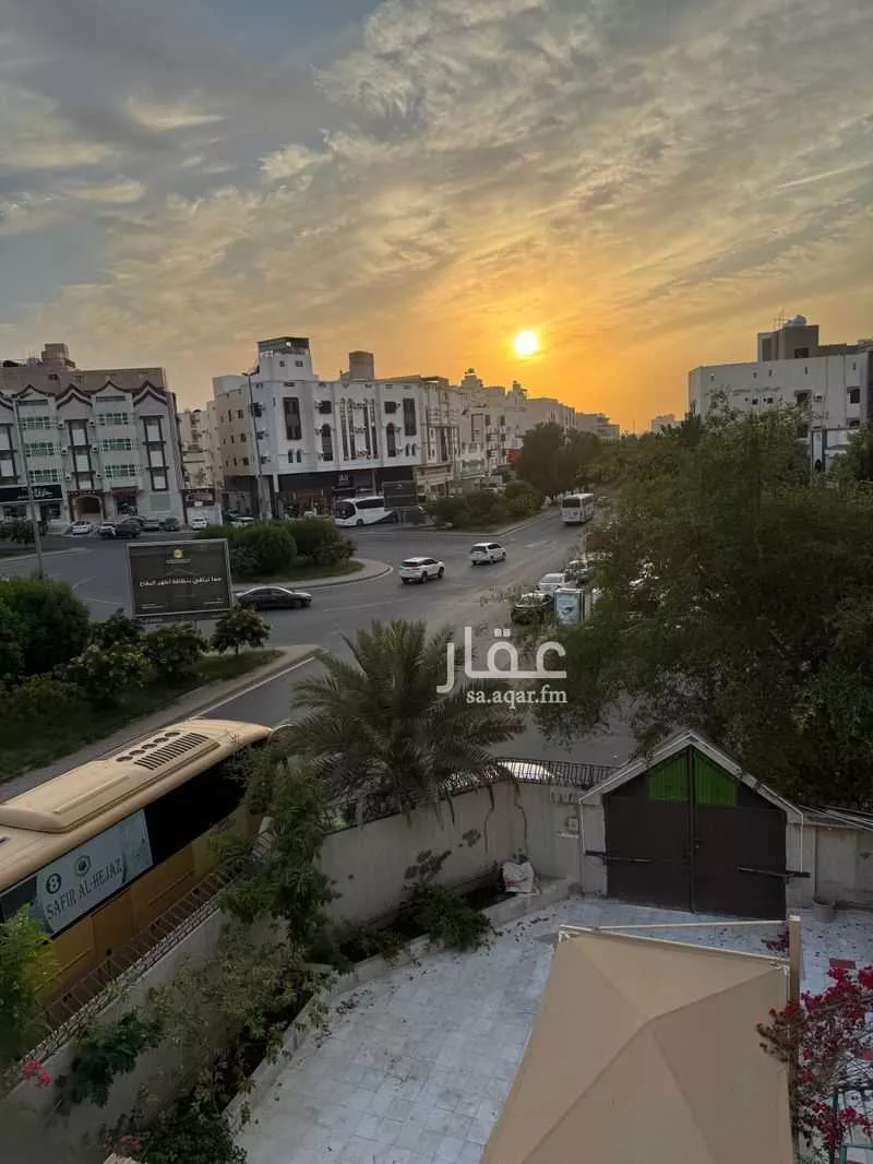 فيلا للإيجار في شارع الشيخ حسن المشاط, حي الخالدية, مدينة مكه المكرمه, منطقة مكة المكرمة 1 صورة
