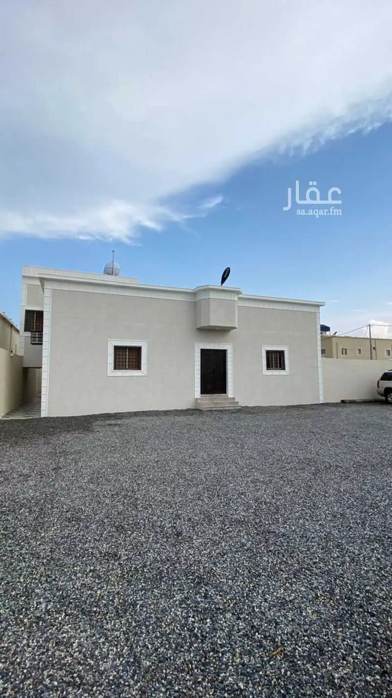 بيت للبيع في شارع صندل 2178 ، الكدارة ، منطقة عسير 1 صورة