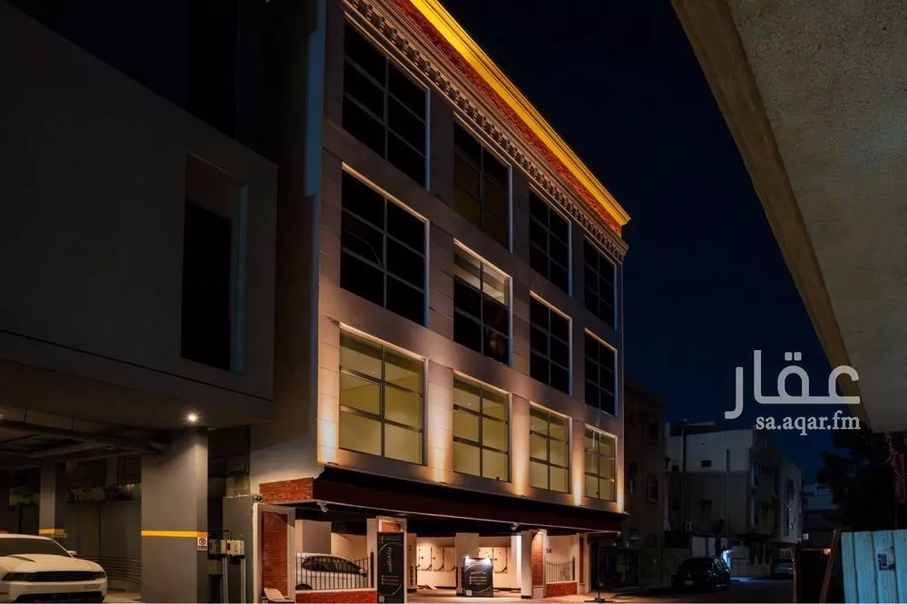 عمارة للبيع في شارع الامير مشاري ابن عبدالعزيز, حي مدينة العمال, مدينة الخبر, المنطقة الشرقية 1 صورة