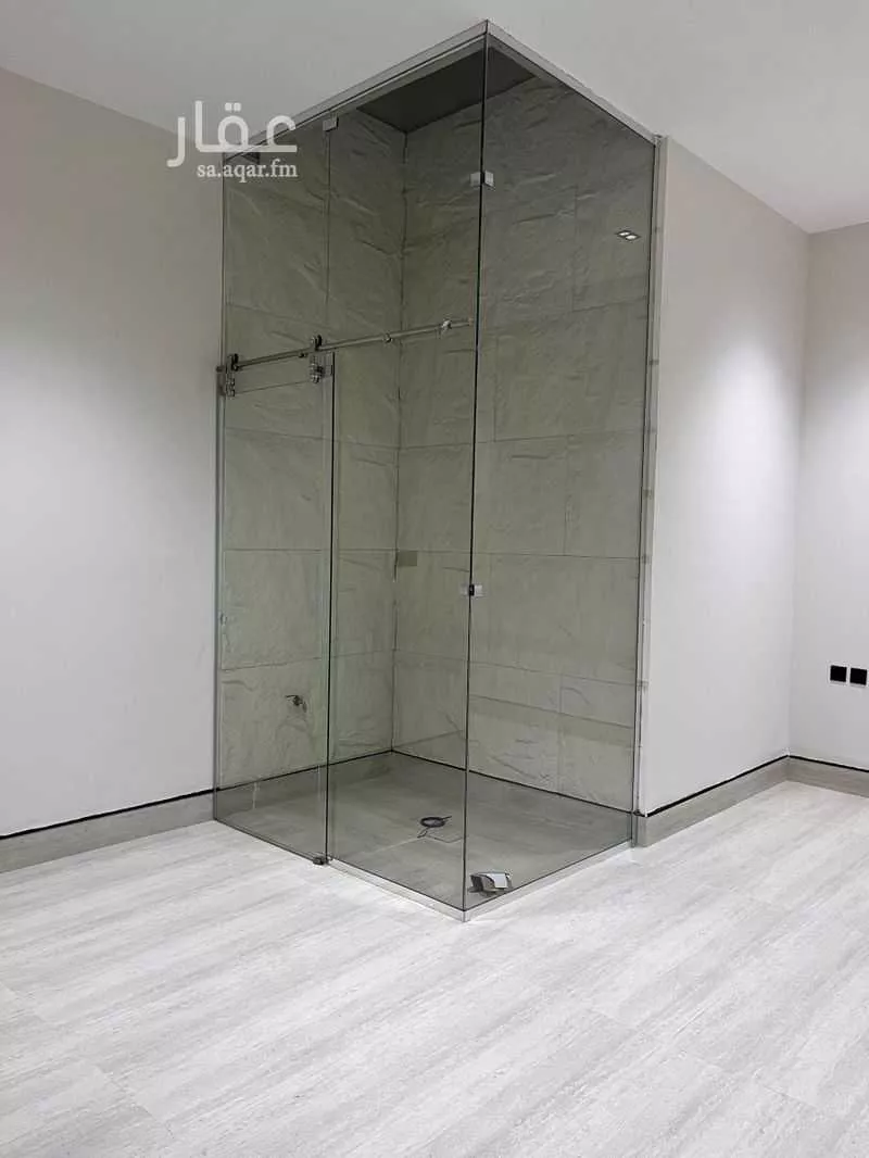 دور للبيع في شارع الخليفة الناصر لدين الله, حي السويدي الغربي, مدينة الرياض, منطقة الرياض 1 صورة