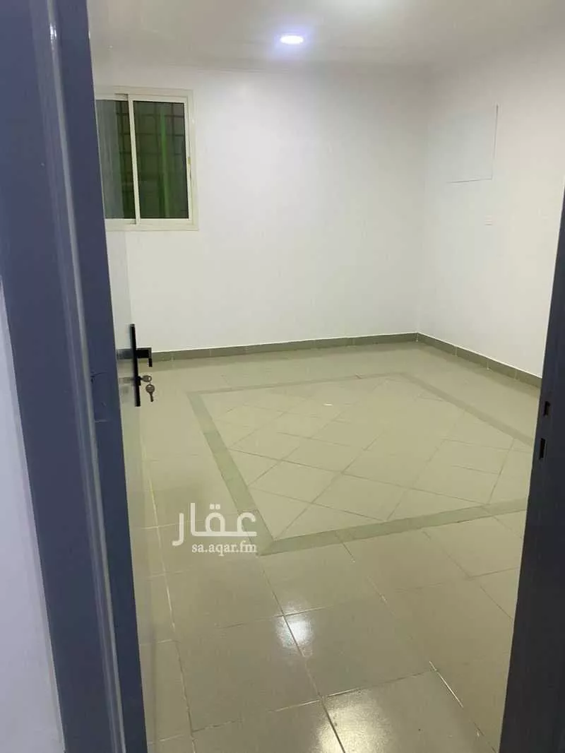 شقة للبيع في شارع الشيخ محمد بن عبداللطيف بن عبدالرحمن, حي السويدي الغربي, مدينة الرياض, منطقة الرياض 1 صورة
