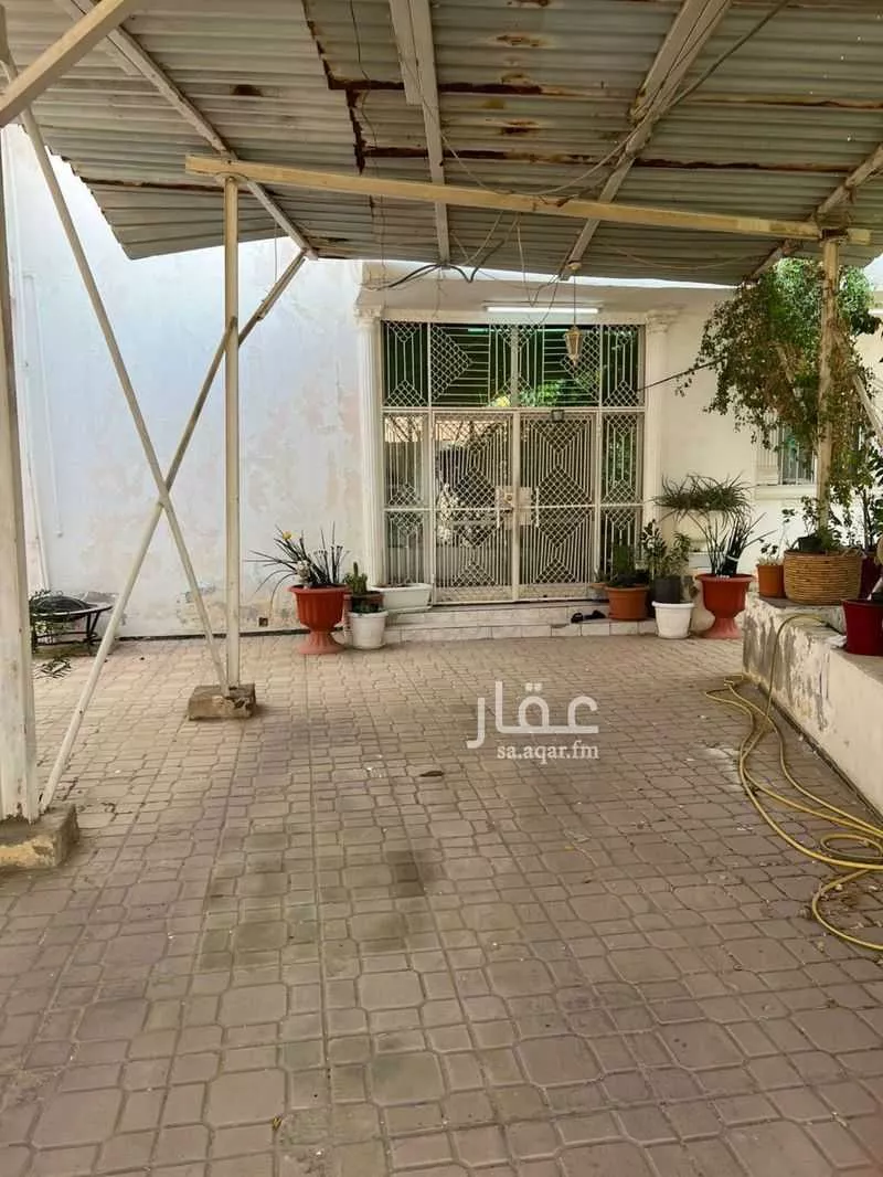 فيلا للبيع في شارع الملا حميد الدين بن عبد الله, حي المنتزهات, مدينة جدة, منطقة مكة المكرمة 1 صورة