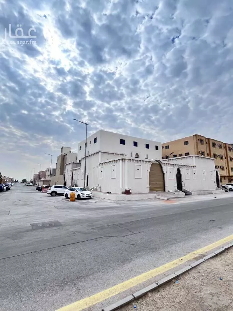 عمارة للإيجار في شارع المضايا, حي ظهرة لبن, مدينة الرياض, منطقة الرياض 1 صورة