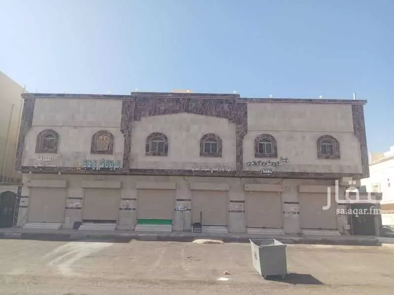 عمارة للبيع في شارع اسماعيل بن القعقاع بن عبدالله, حي الملك فهد, مدينة المدينه المنوره, منطقة المدينة المنورة 1 صورة