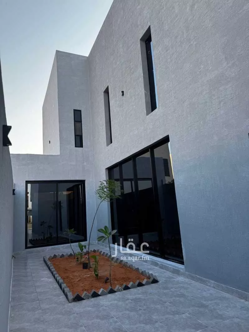 فيلا للبيع في شارع الخفجي ، حي اللؤلؤ ، الخبر ، الخبر 1 صورة