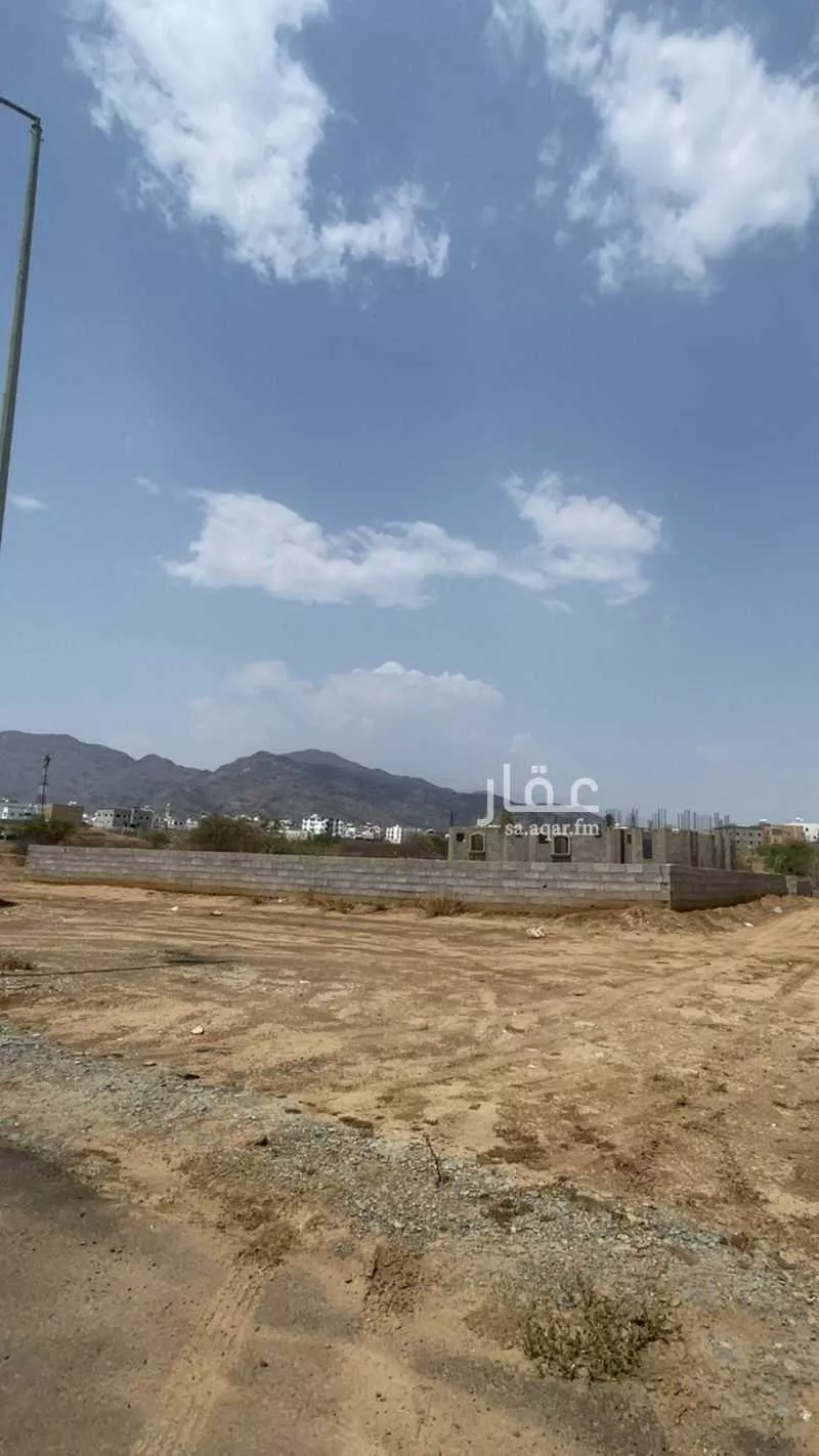 أرض للبيع في حي الضرس ، محايل عسير ، محايل 1 صورة