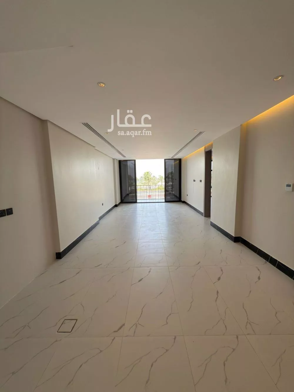 شقة للبيع في شارع الملك عبد الله بن عبدالعزيز, حي الشاطئ الغربي, مدينة الدمام, المنطقة الشرقية 1 صورة