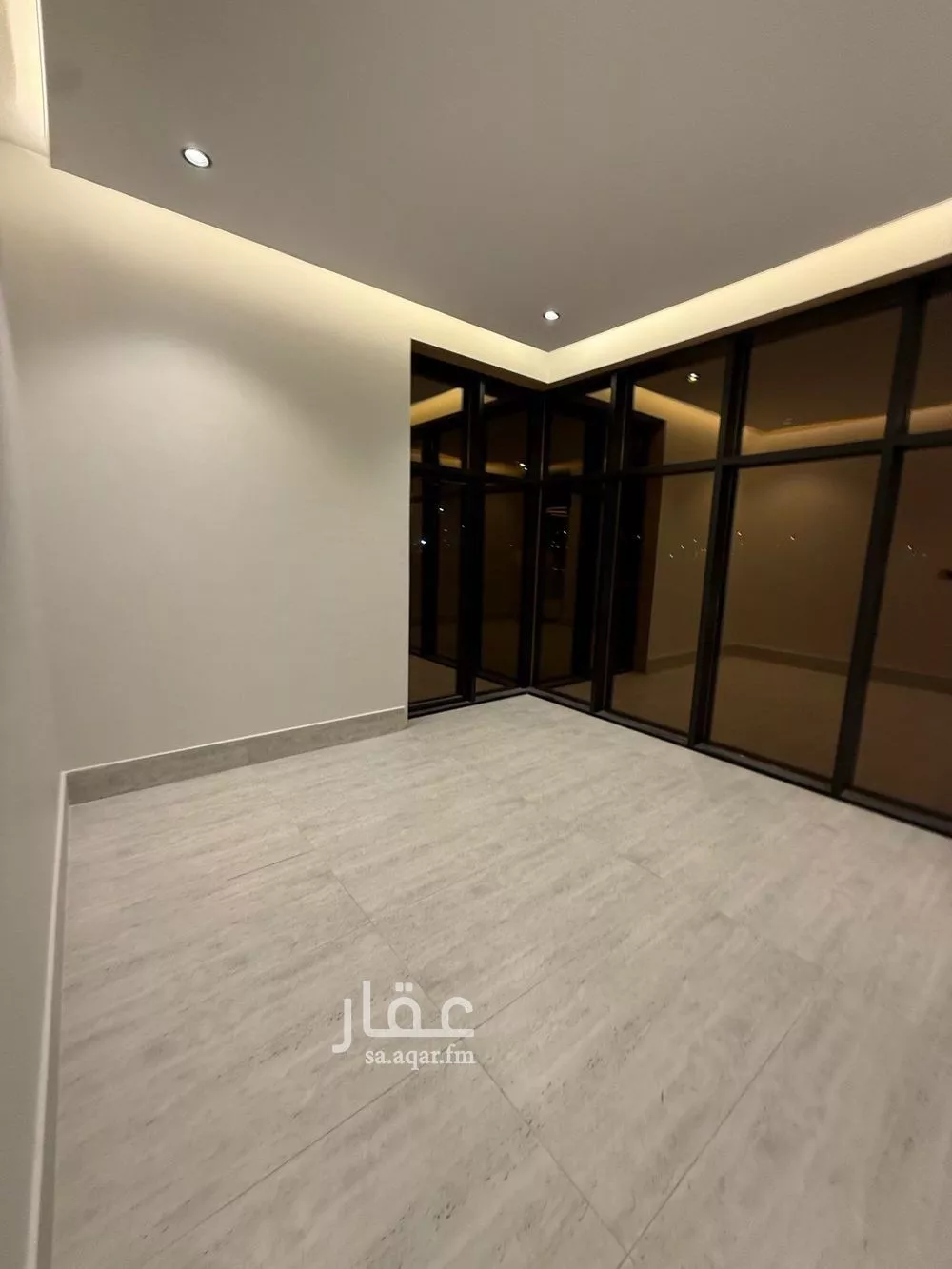 شقة للبيع في شارع طريق الملك فيصل, حي السيف, مدينة الدمام, المنطقة الشرقية 1 صورة