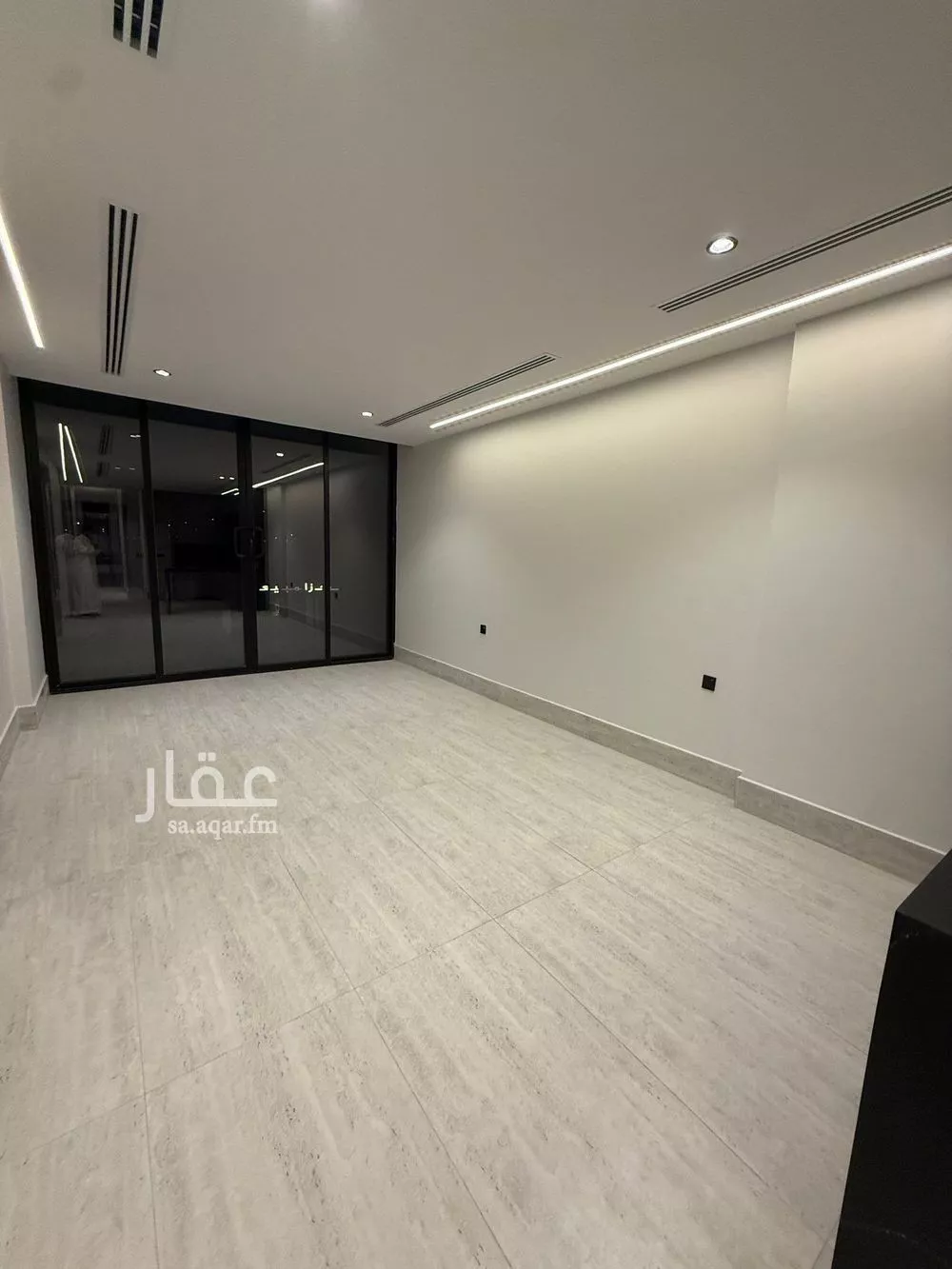 شقة للبيع في شارع طريق الملك فيصل, حي السيف, مدينة الدمام, المنطقة الشرقية 1 صورة
