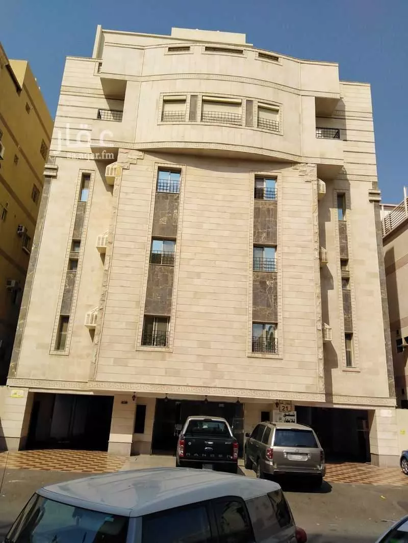 عمارة للبيع في شارع علي بن الزغواني, حي الصفاء, مدينة جدة, منطقة مكة المكرمة 1 صورة