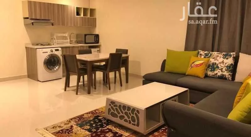 شقة مفروشة للحجز في شارع الأمير مقرن بن عبدالعزيز ، حي المغرزات ، الرياض ، منطقة الرياض 1 صورة