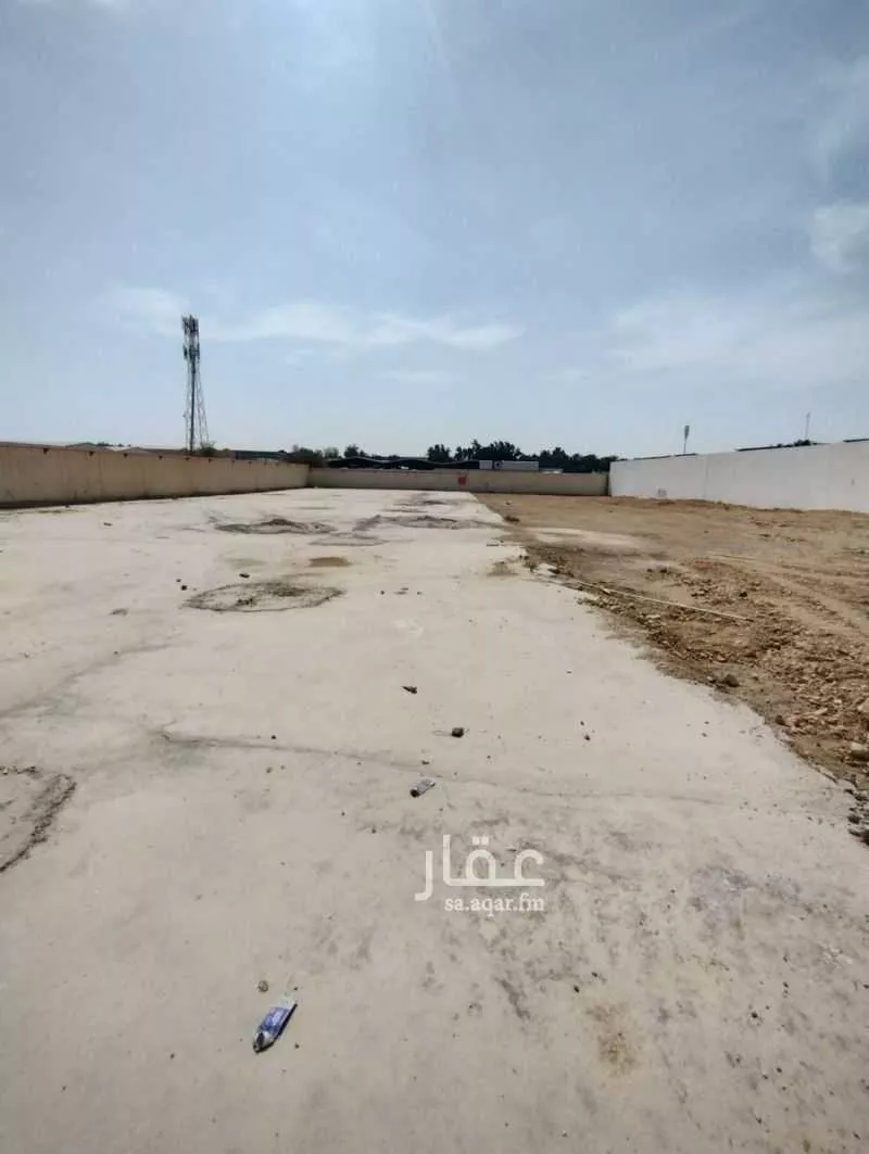مستودع للإيجار في شارع طريق العزيزية, حي المنصورية, مدينة الرياض, منطقة الرياض 1 صورة
