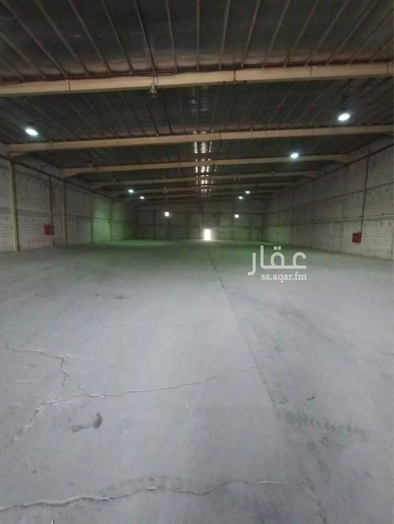 مستودع للإيجار في شارع لزمة
, حي السلي, مدينة الرياض, منطقة الرياض 1 صورة