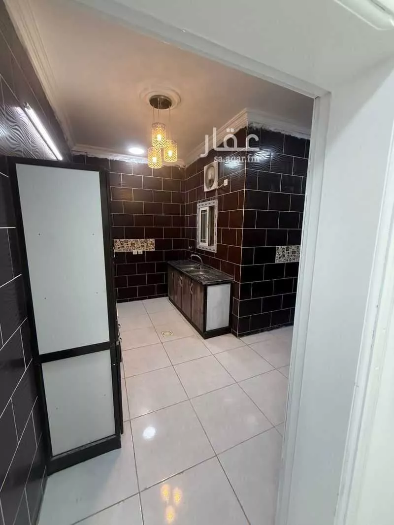 شقة للإيجار في شارع سهل بن سعد الساعدي ، حي الرانوناء ، المدينة المنورة ، منطقة المدينة المنورة 1 صورة