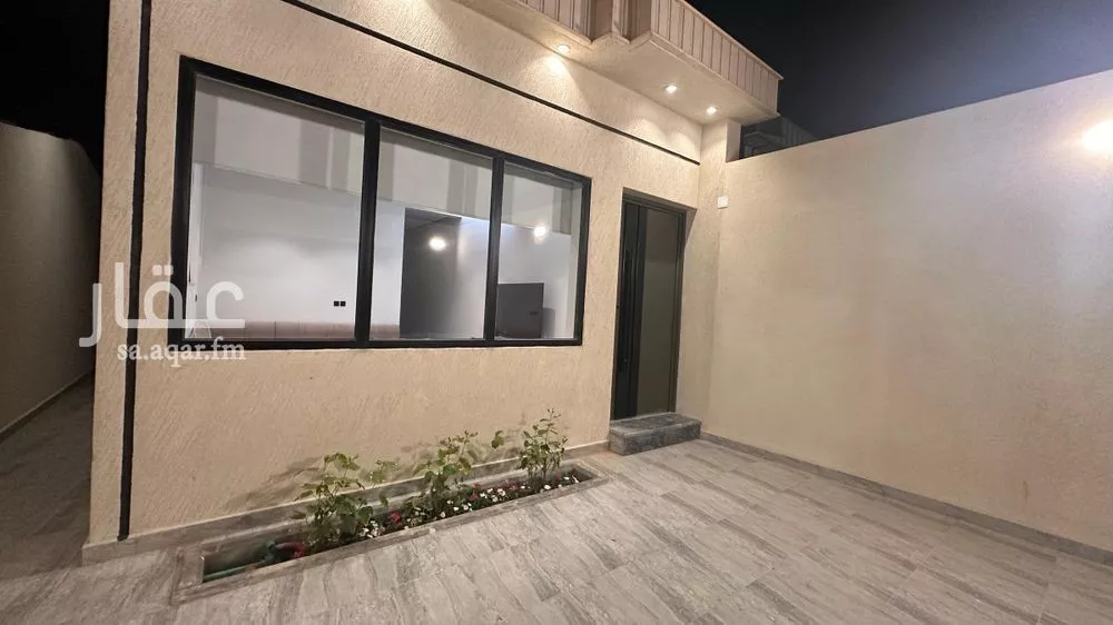 استراحة للبيع في شارع حي الاصفر, حي الأصفر, مدينة البدائع, منطقة القصيم 1 صورة