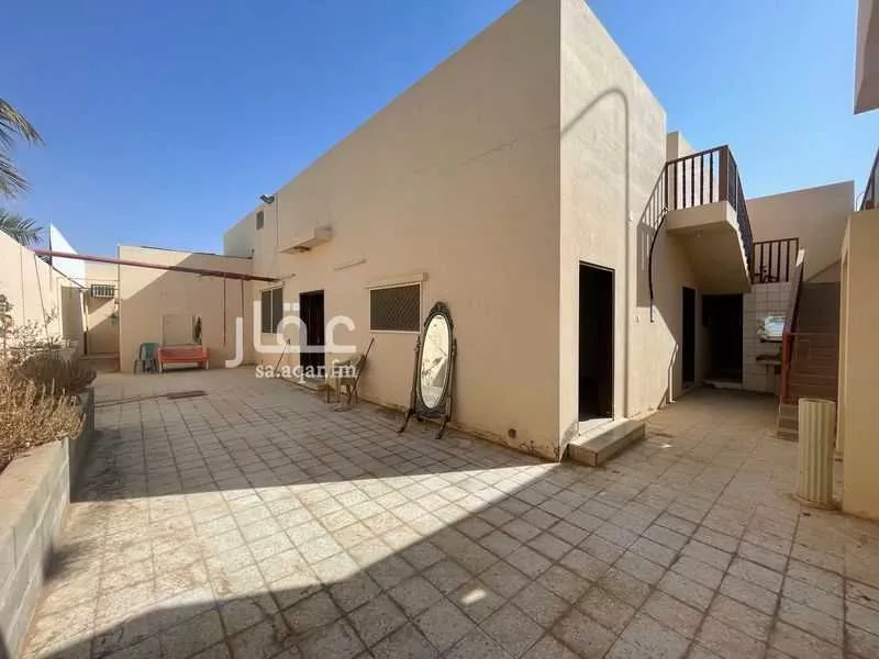 دور للبيع في شارع النهضة 159, حي النهضة, مدينة البدائع, منطقة القصيم 1 صورة