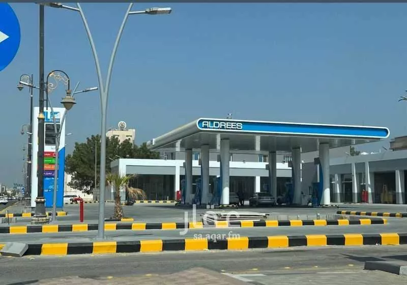 محل للبيع في شارع طريق الامير محمد بن فهد, حي المزروعية, مدينة الدمام, المنطقة الشرقية 1 صورة