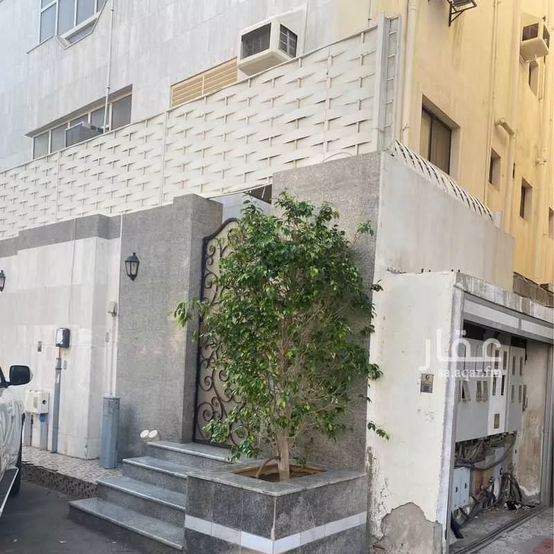 عمارة للبيع في شارع محمد بن احمد الفارسي, حي النزهة, مدينة جدة, منطقة مكة المكرمة 1 صورة