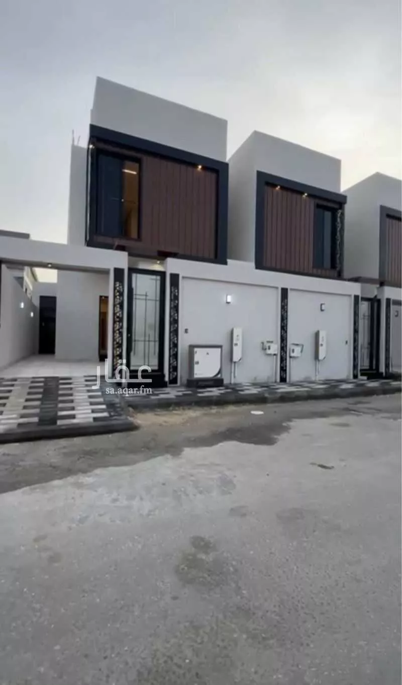فيلا للبيع في حي الصواري, مدينة الخبر, المنطقة الشرقية 1 صورة