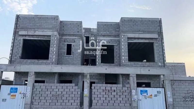 فيلا للبيع في شارع النرجس 9, حي 1النرجس, مدينة القطيف, المنطقة الشرقية 1 صورة