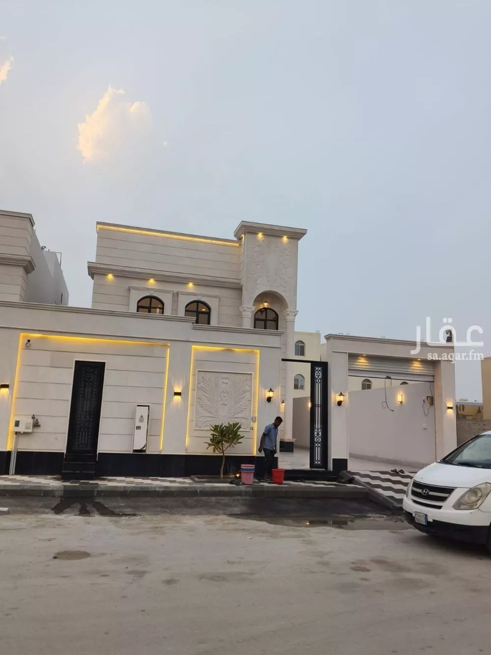 فيلا للبيع في شارع 19ب, حي الشراع, مدينة الخبر, المنطقة الشرقية 1 صورة